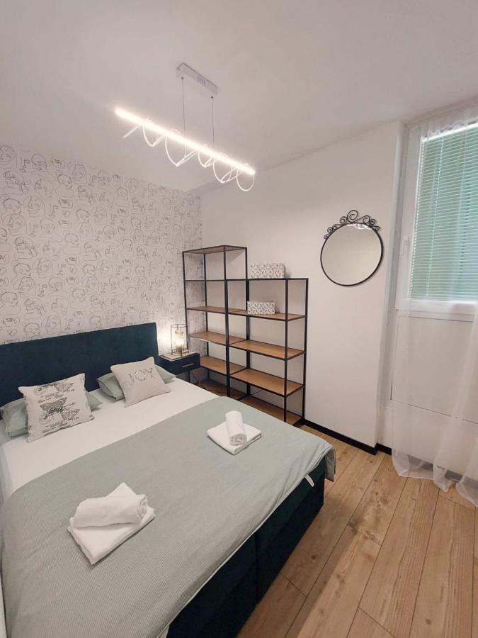Apartment Punta Omiš Buitenkant foto
