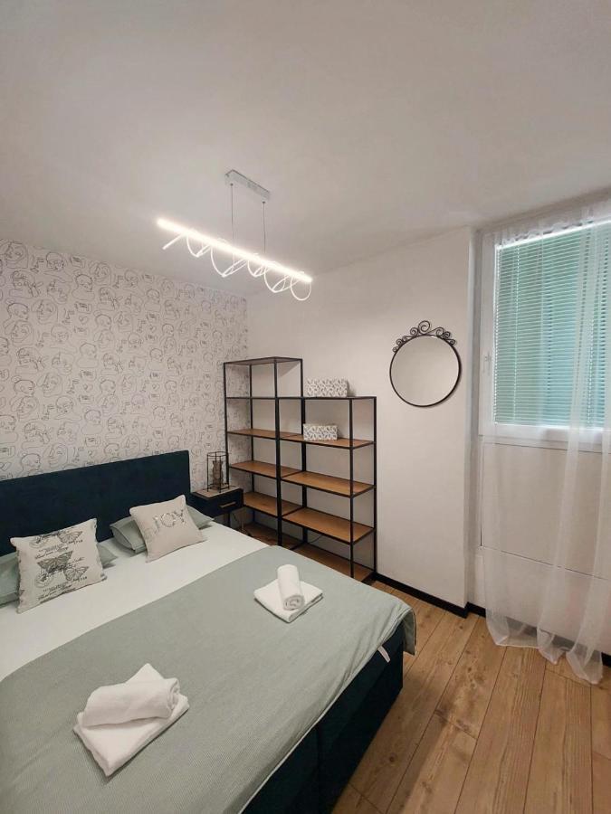 Apartment Punta Omiš Buitenkant foto