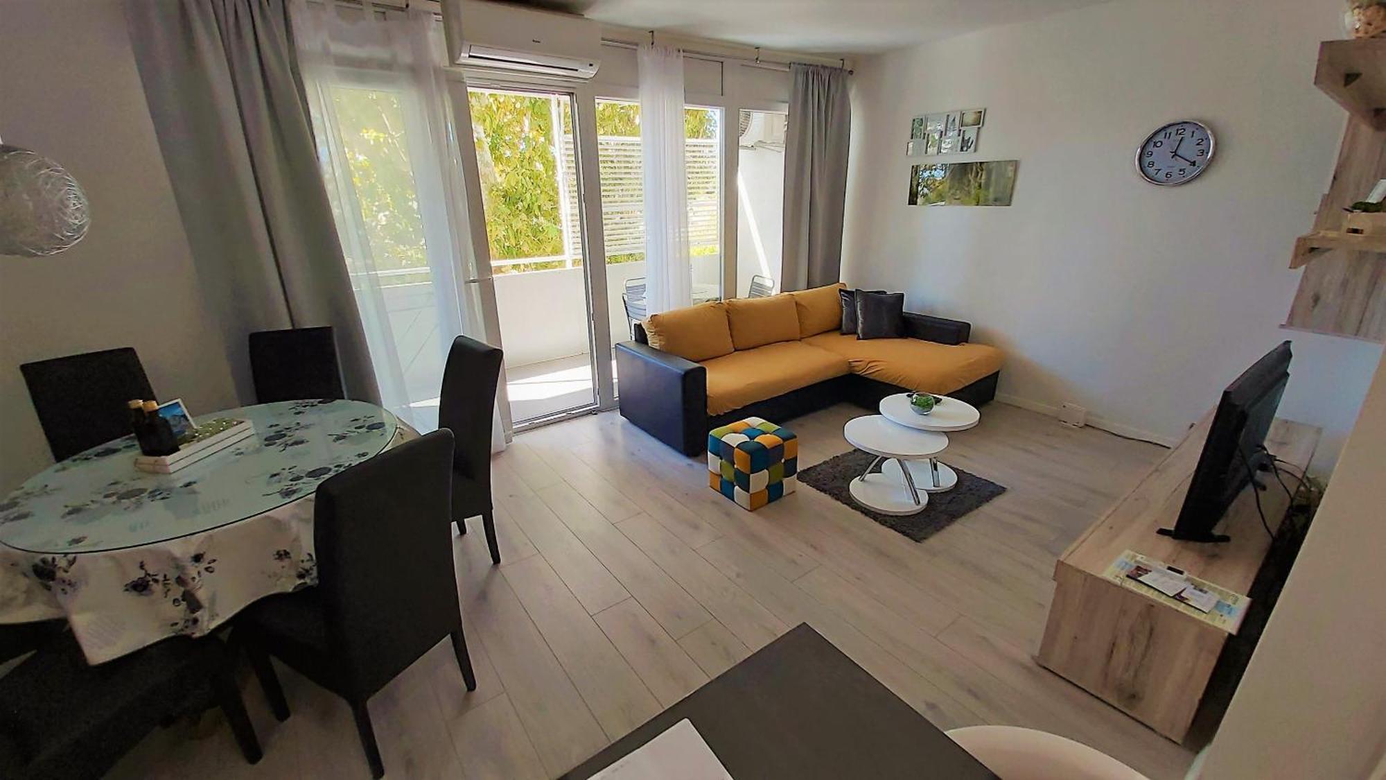 Apartment Punta Omiš Buitenkant foto