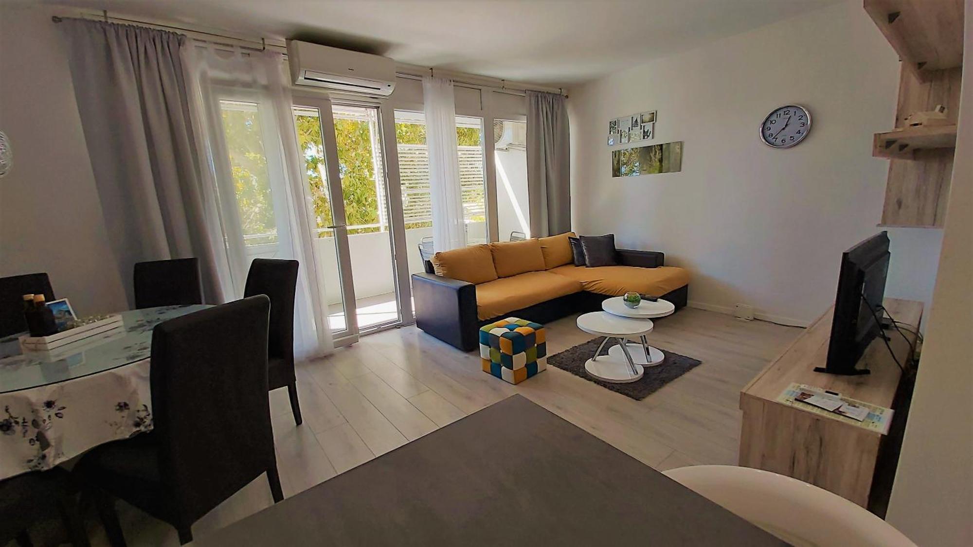 Apartment Punta Omiš Buitenkant foto