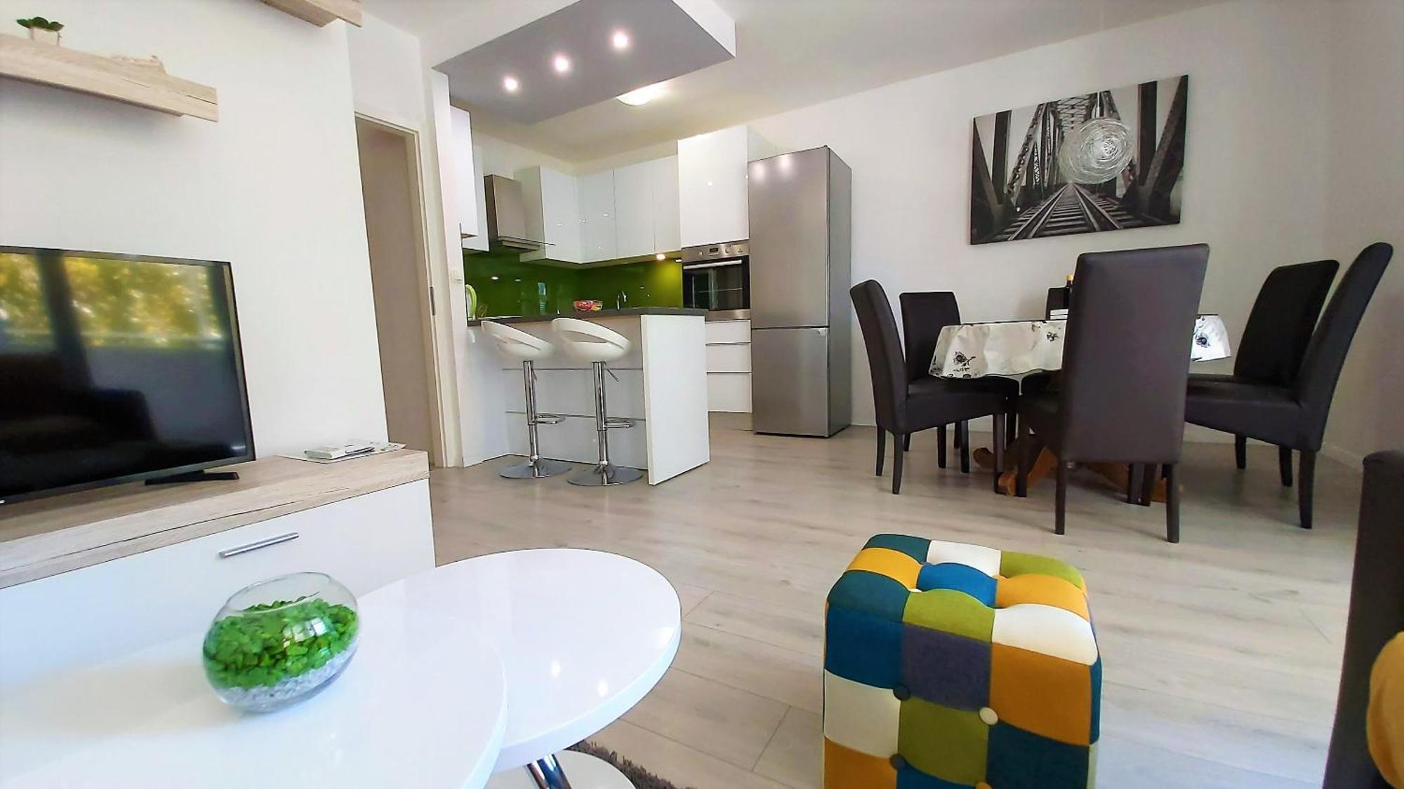 Apartment Punta Omiš Buitenkant foto