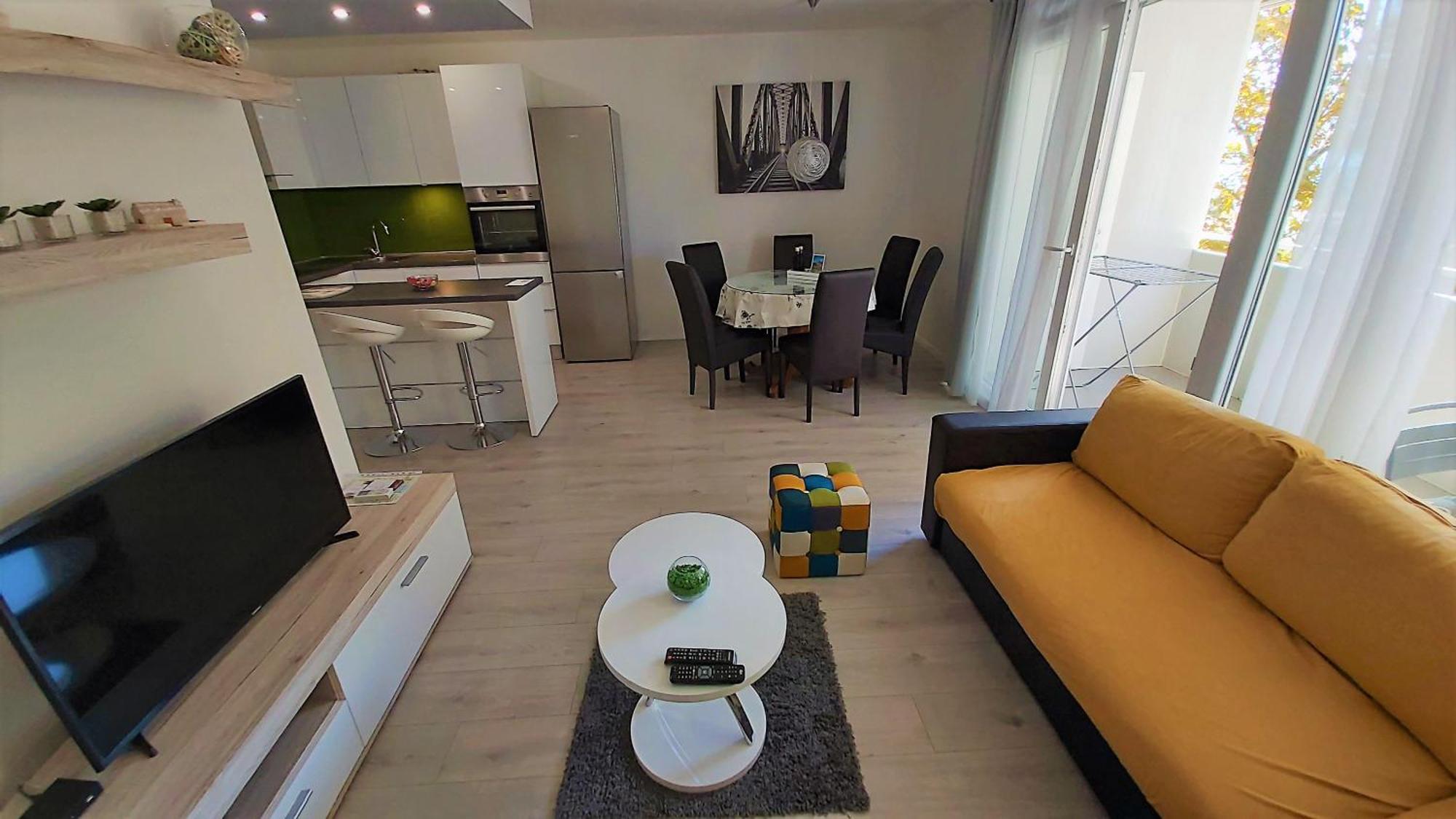 Apartment Punta Omiš Buitenkant foto